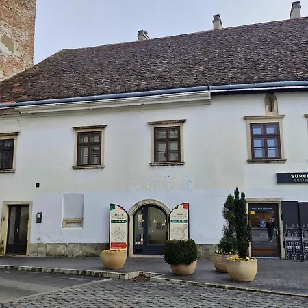 Apartman Várker39