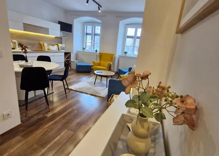 Apartament Varker39 *